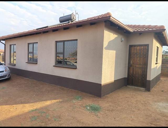 3 BEDROOM HOUSE FOR SALE IN WINDMILL PARK